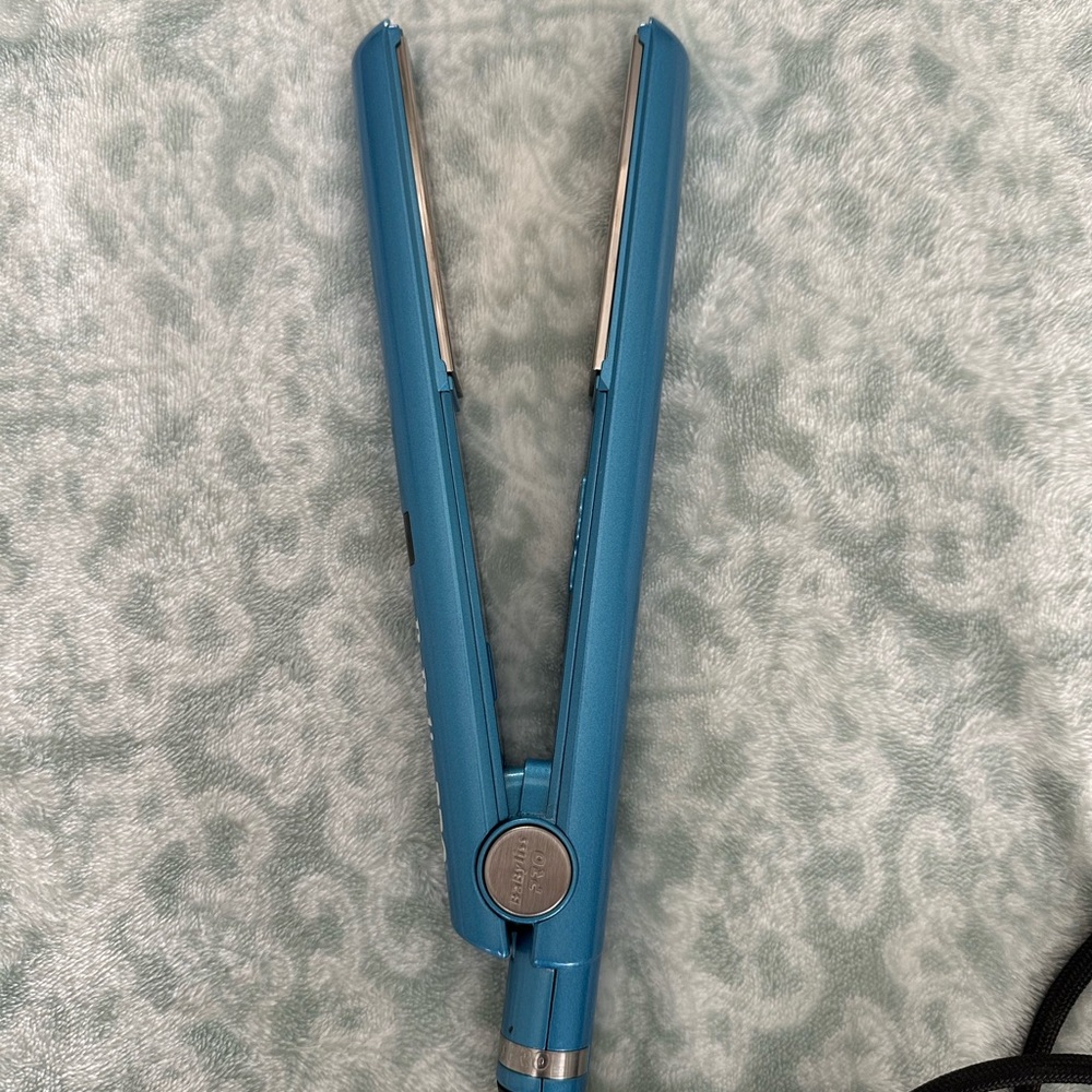 Blue Hair Straightener
